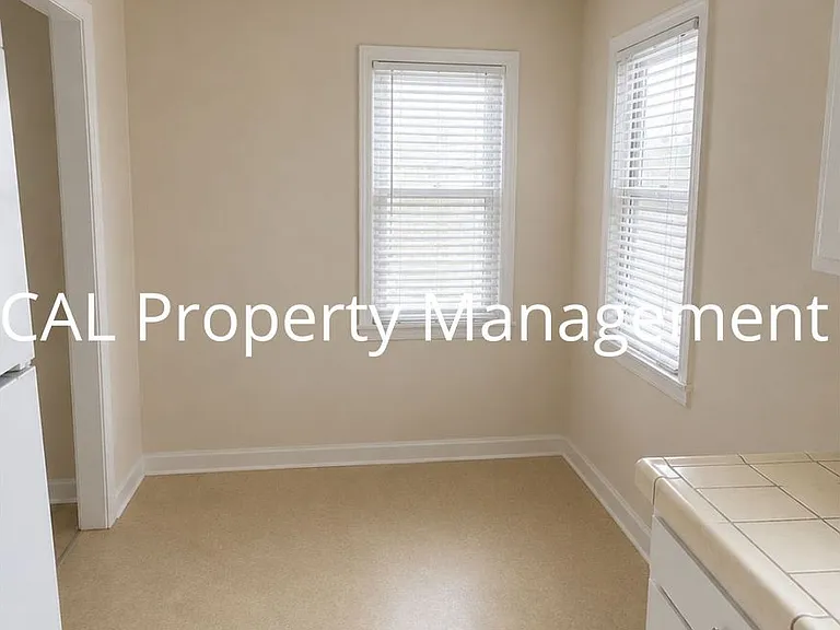 218 Rochex Ave #A — Photo 6