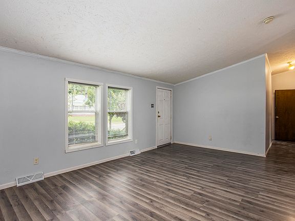 5th image of 639 Bagley St