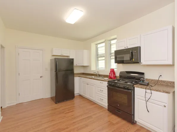 587 Washington Ave #1, Albany, NY 12206