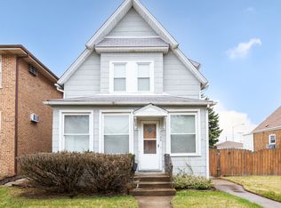 12753 Honore St, Blue Island, IL 60406