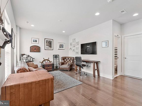 2nd image of 14803 Retreat Blvd