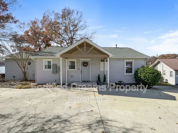 395 Lake Dr #8, Lexington, NC 27292