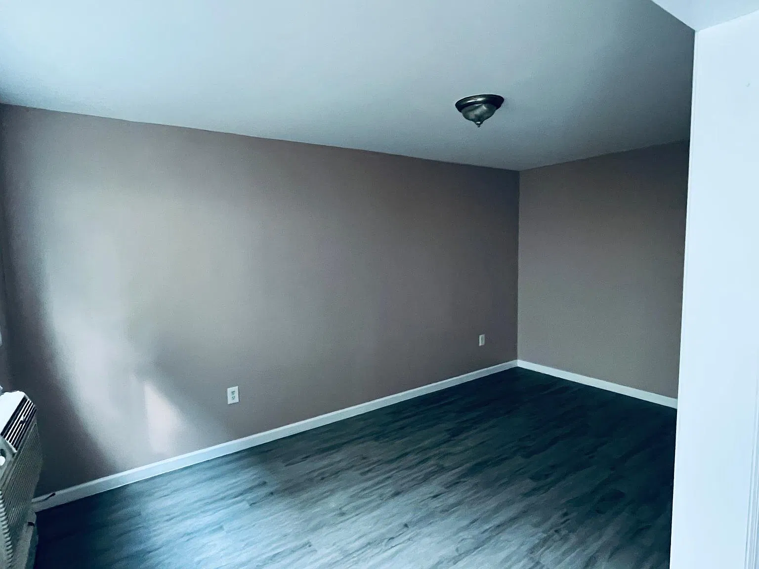 465 Stobe Ave — Photo 3