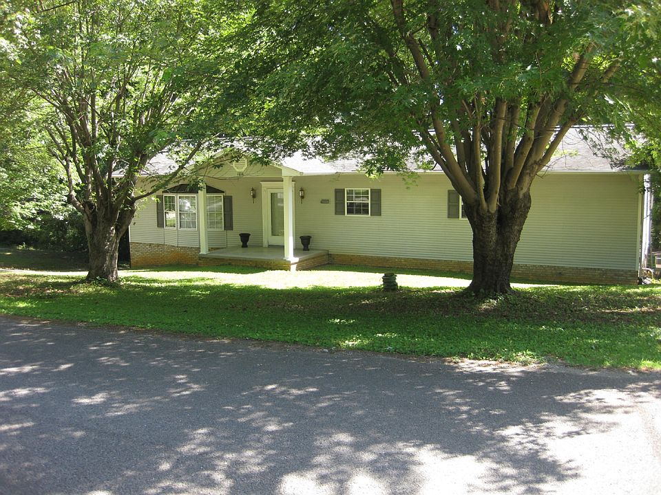 1st image of 1814 Grand Ln