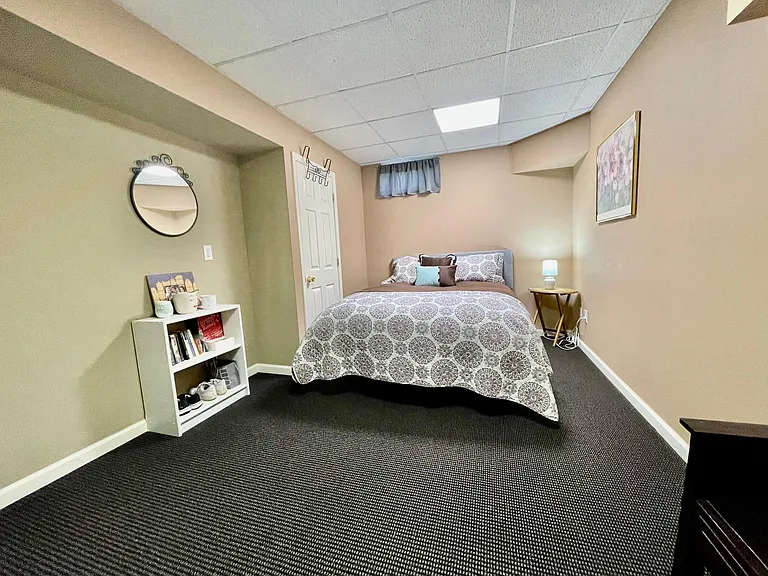 2 Hawthorne Pl — Photo 16