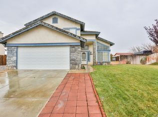 6851 Farmington Way, Hesperia, CA 92345