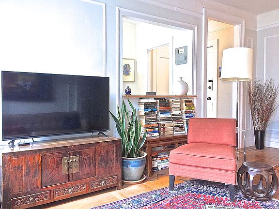 4th image of 85 Barrow St #6A