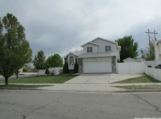 5795 W Sunview Ct, Kearns, UT 84118