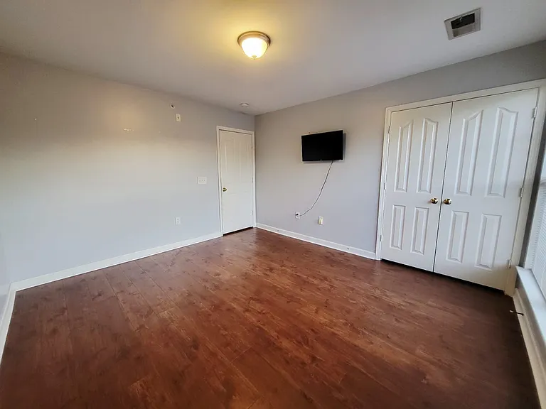 339 Westbend Dr — Photo 9