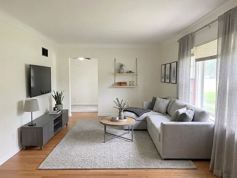 10325 Lookaway Dr — Photo 5
