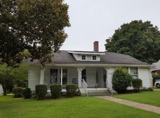 508 S Poplar St, Lincolnton, NC 28092