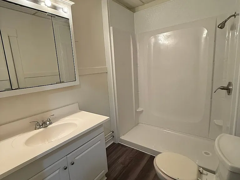 6 S Fremont Ave — Photo 12