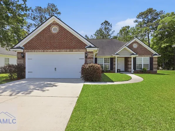 1209 Peacock Trl, Hinesville, GA 31313