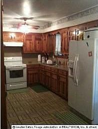 3rd image of 802 Paola St
