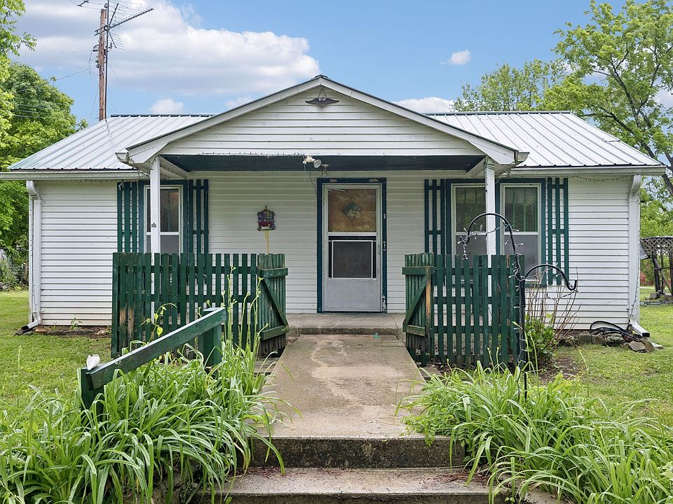 1st image of 38 Holland Rd