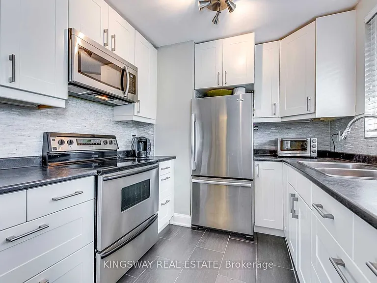 408 Lanor Ave #MAIN — Photo 6