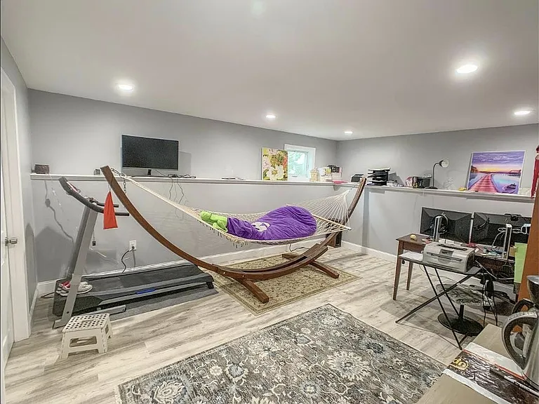19 Shean Rd #1 — Photo 4