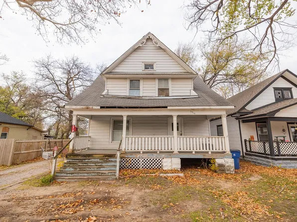 1319 S Market St, Wichita, KS 67211