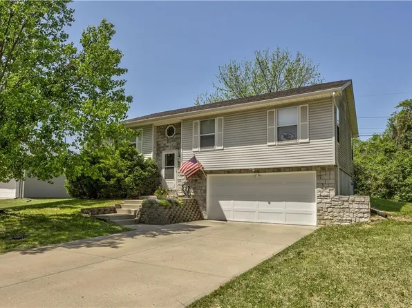 1722 S 52nd Ter, Kansas City, KS 66106