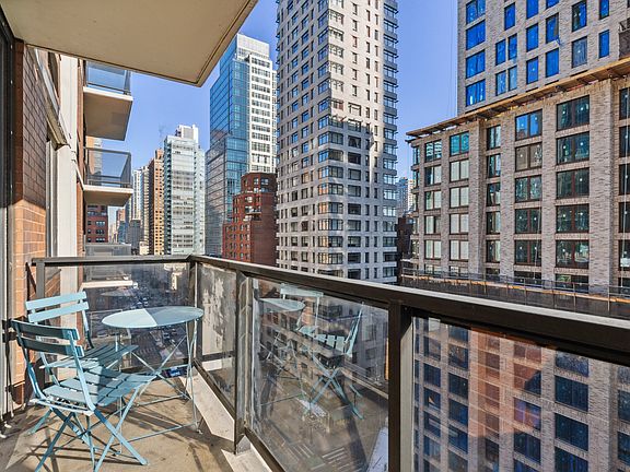 3rd image of 255 E 49th St APT 14C