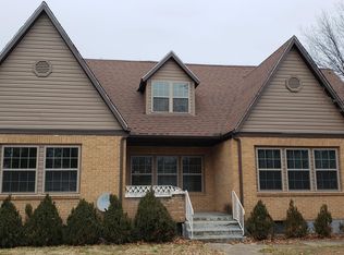 814 E Sycamore St APT A, Monett, MO 65708