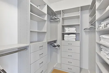 Rented by Nest Seekers International