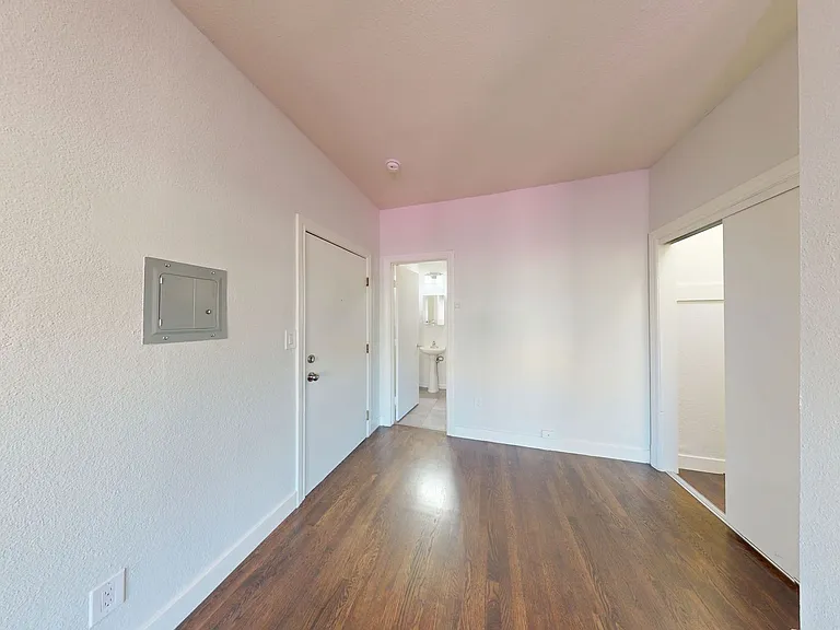509 Sycamore St — Photo 12