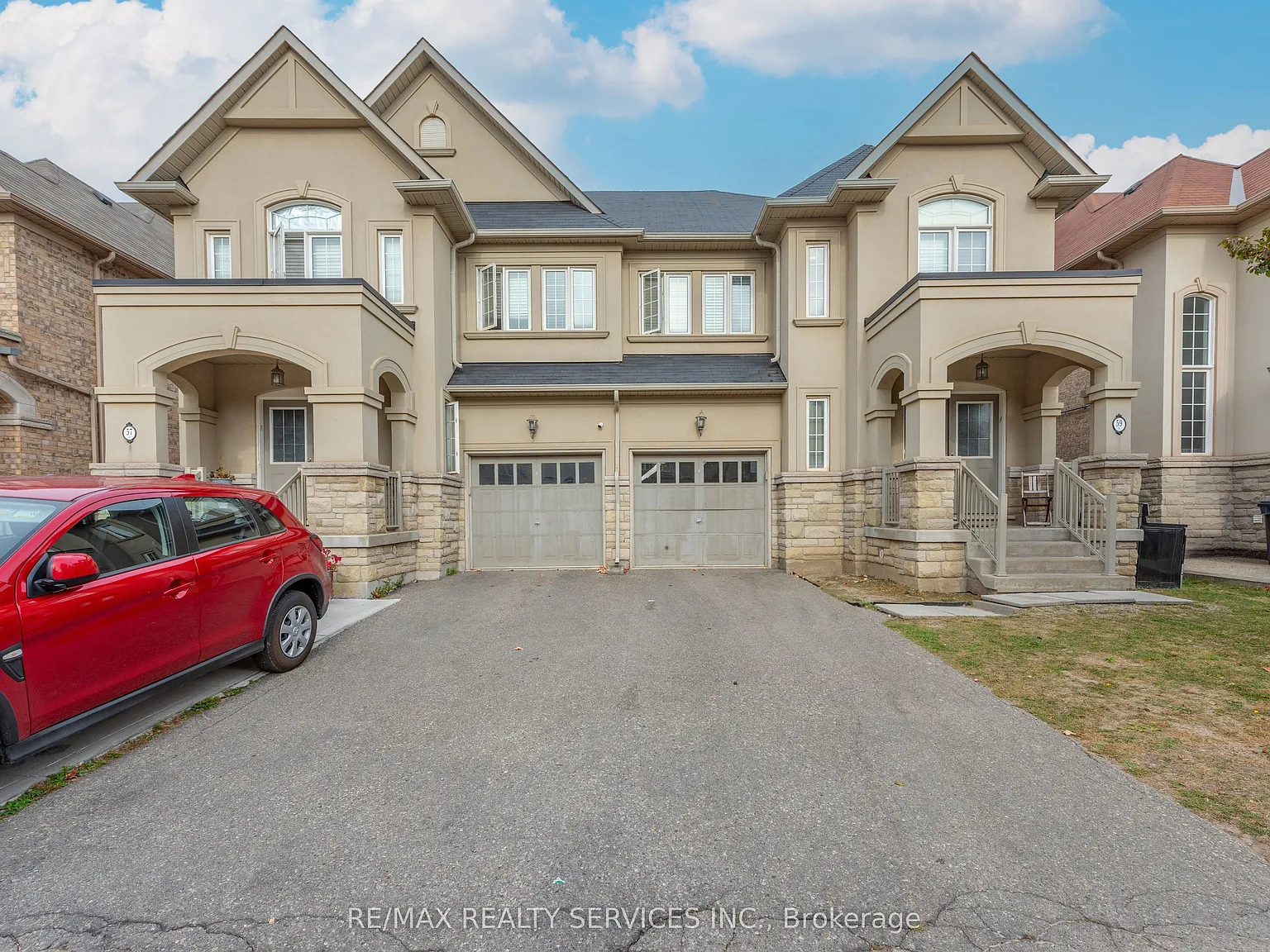 4 bed, $3,150 — Photo 2