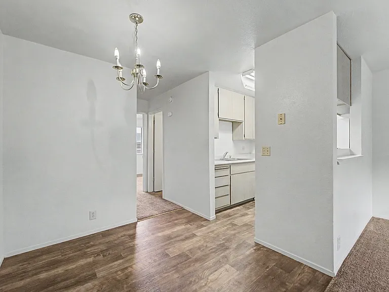 Joshua Tree Apartments — Photo 20