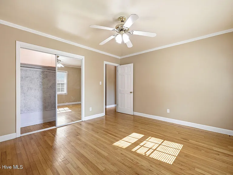 1760 John Small Ave — Photo 39