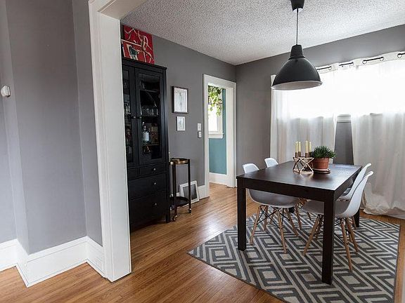 3rd image of 4128 5th Ave S