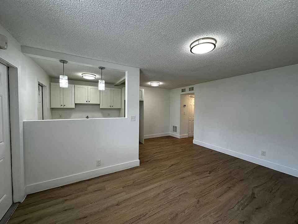 1st image of 2331 Arthur St #5
