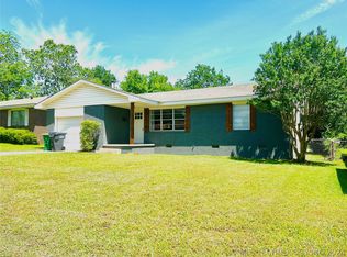 13 Hillcrest St, Ardmore, OK 73401