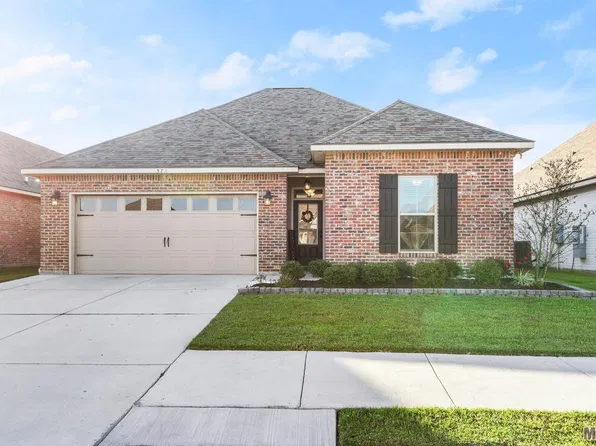 575 Elliston Dr, Gonzales, LA 70737