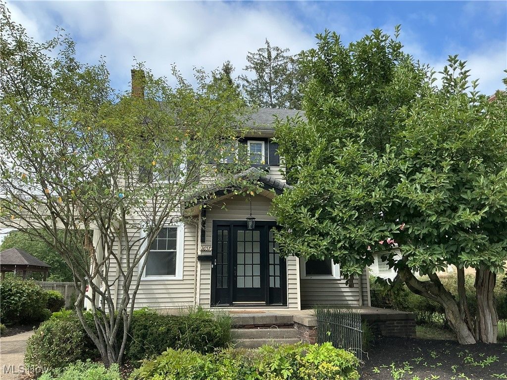 Real estate listing image