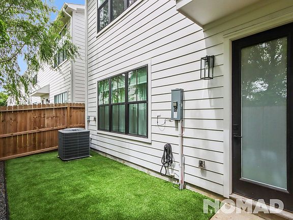 5th image of 6424 Highland Pine Ln
