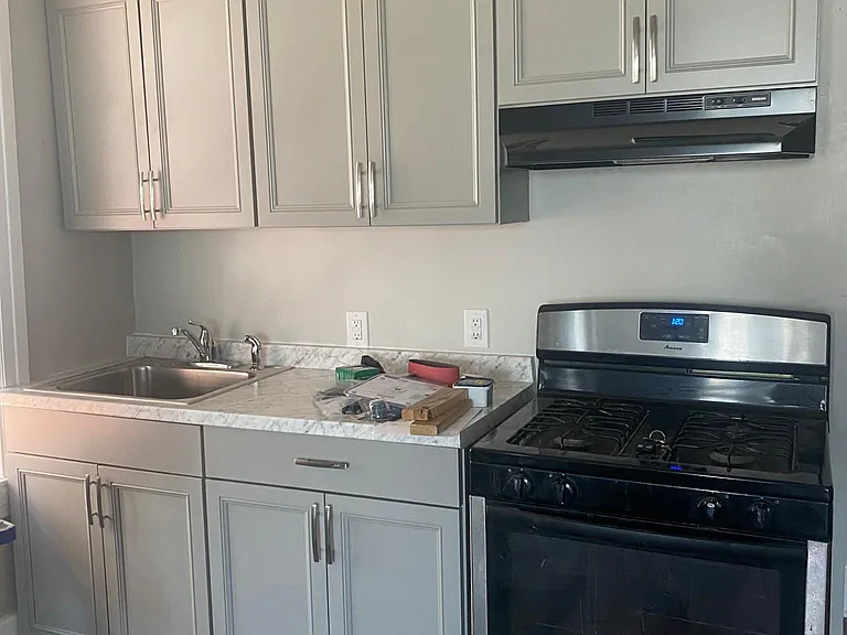 1855 Market St #2 — Photo 13