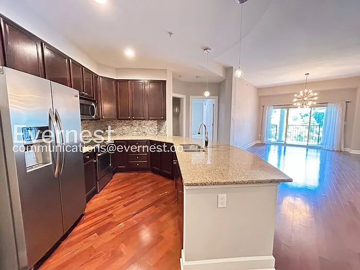 101 River Vista Dr — Photo 3