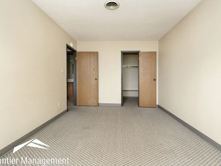 Anderson Village — Photo 21