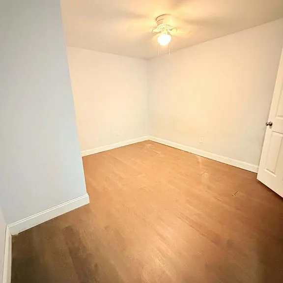 118 Salter Rd #4 — Photo 11
