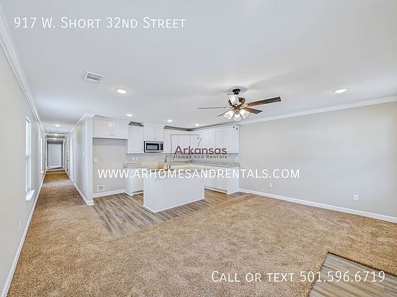 3rd image of 917 W Short 32nd St