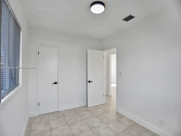 708 N 20th Ct #1-2 — Photo 40