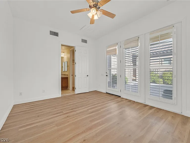 2184 Pont National Dr — Photo 21