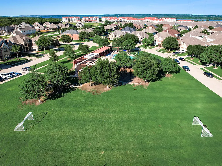 2569 Pinnacle Point Dr — Photo 38