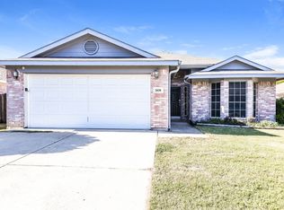 2638 Brea Canyon Rd, Fort Worth, TX 76108