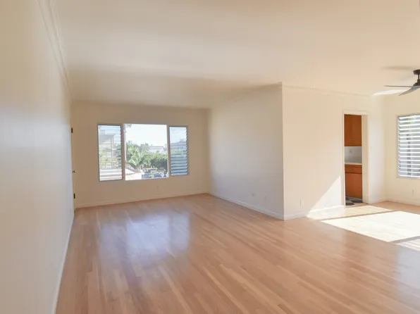 2260 Fox Hills Dr, Los Angeles, CA