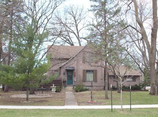 415 N Shore Dr, Clear Lake, IA 50428