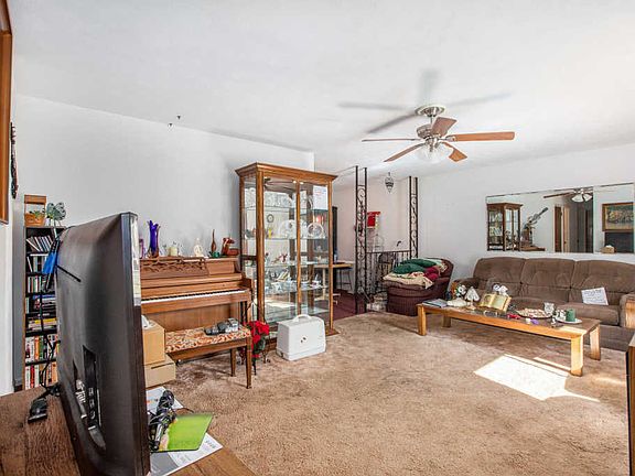 5th image of 5548 Roanoke St