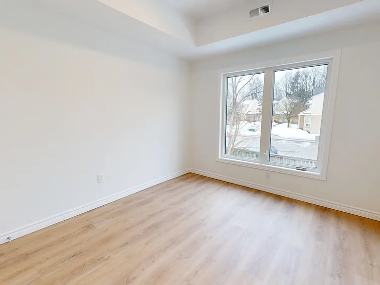 454 Pond Mills Rd #11 — Photo 9