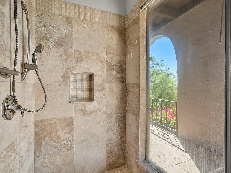 6900 N Highlands Dr — Photo 13
